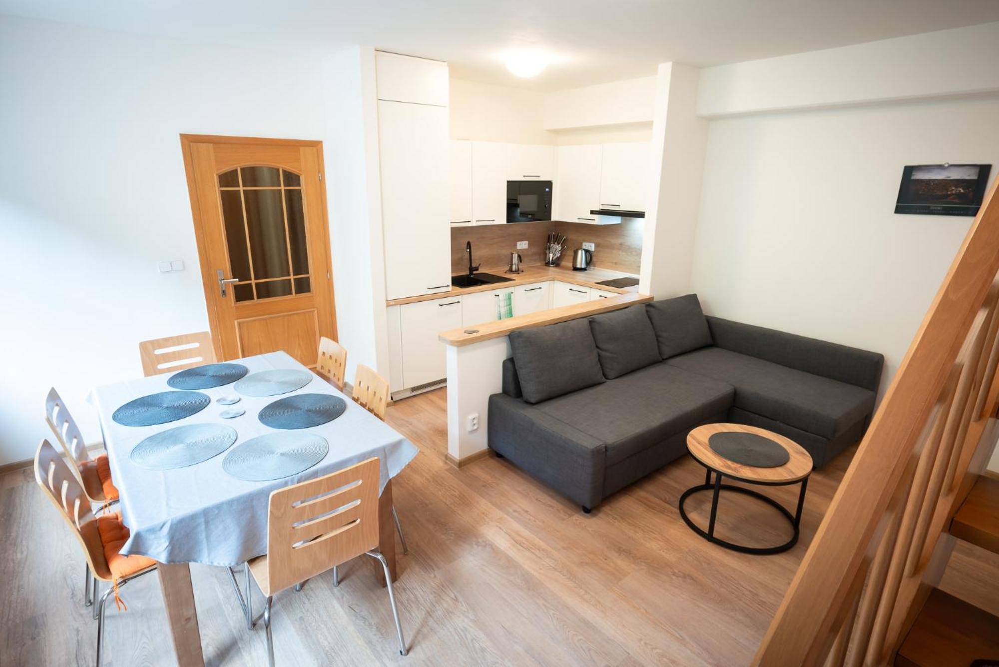 Apartman U Lanovky 亚希莫夫 外观 照片